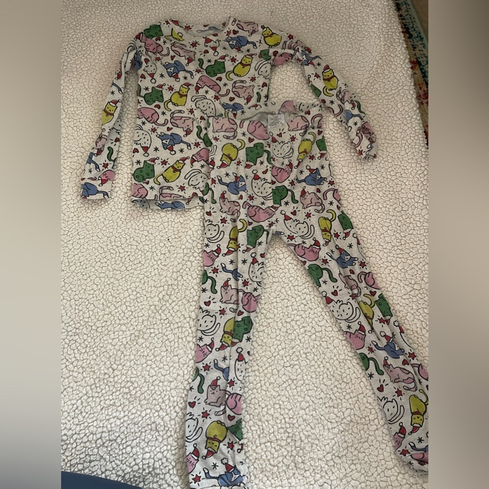 GAP Christmas pjs size 5